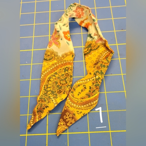 17.5" Wrist Twilly Neck Head Purse Scarf - 4 Beautiful Choices to Choose - Picture 3 of 5